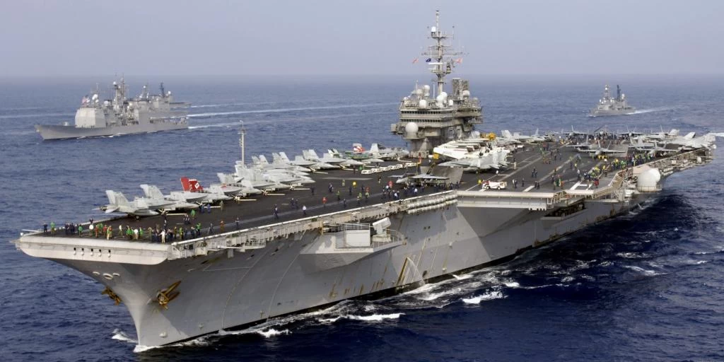 USS Kitty Hawk: Το γιγαντιαίο αεροπλανοφόρο πωλήθηκε για λιγότερο από ένα δολάριο!